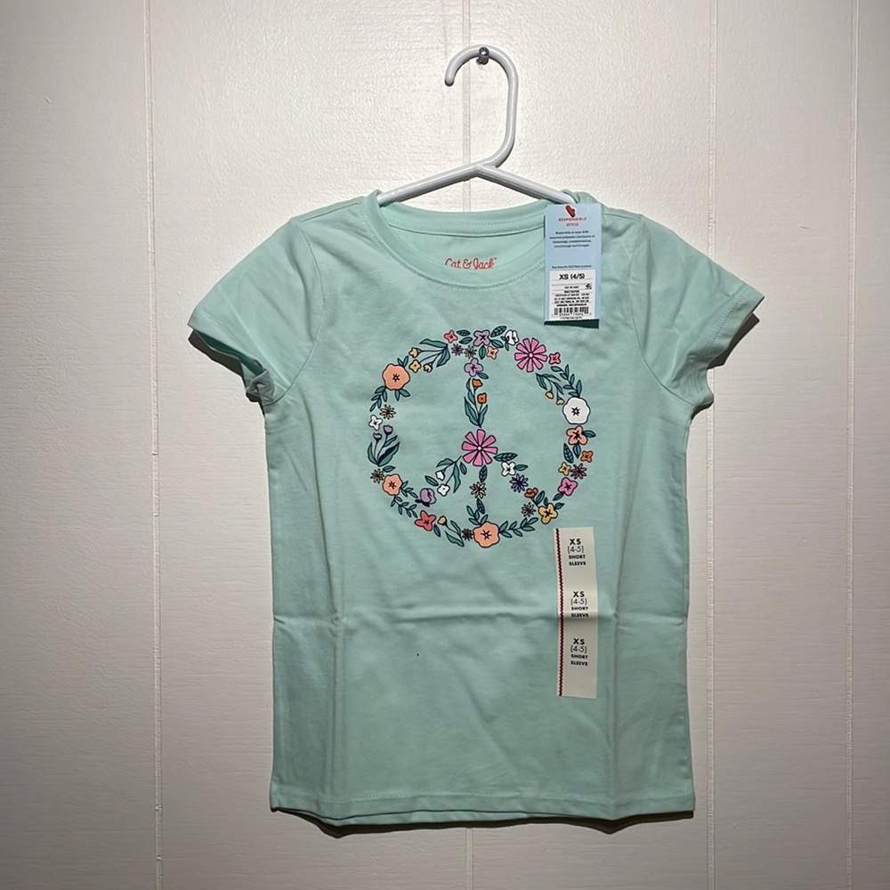 Flower Peace Sign Short Sleeve
